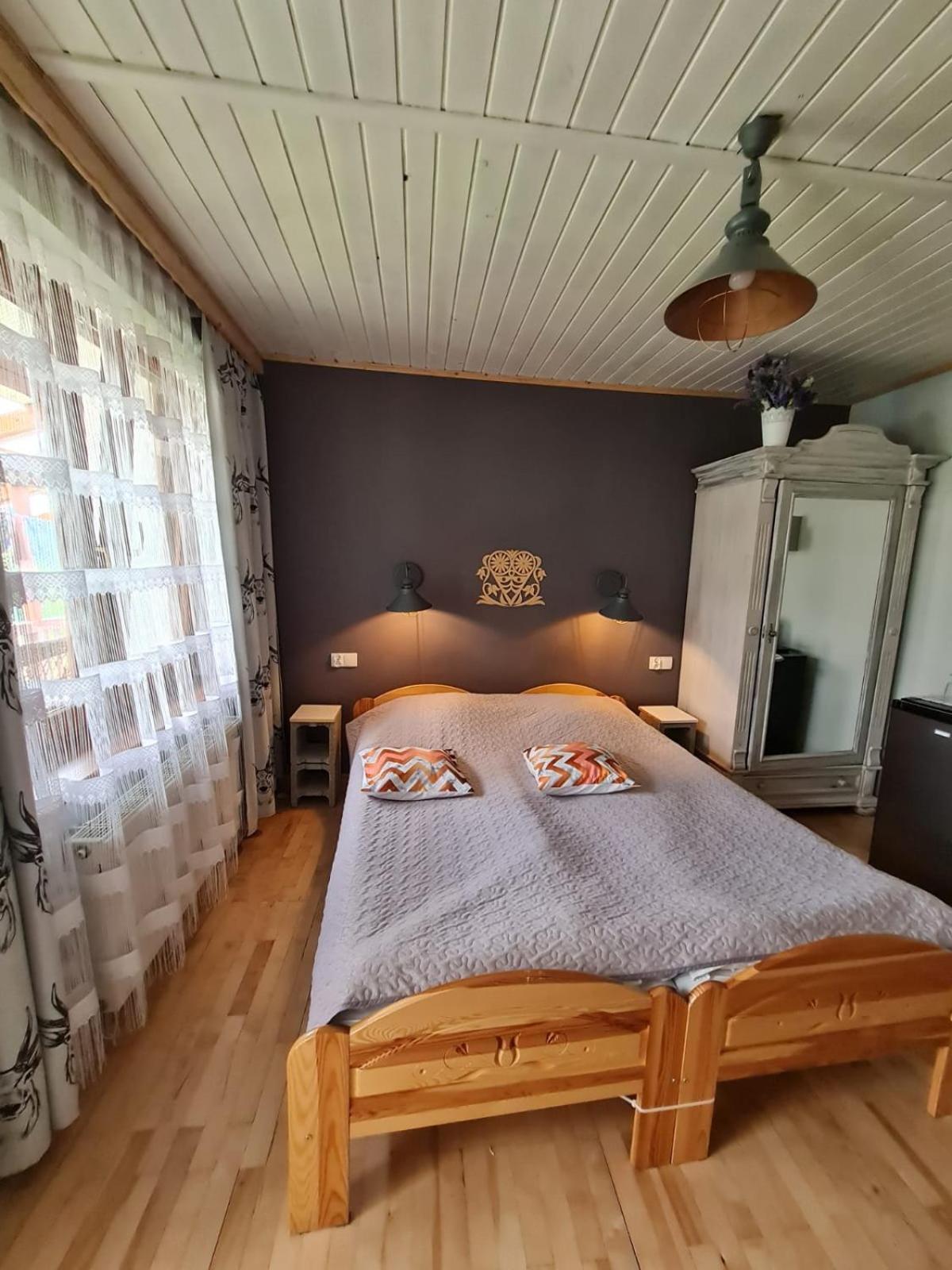 Koliba Nad Bialka Czarna Gora Bed & Breakfast Exterior photo