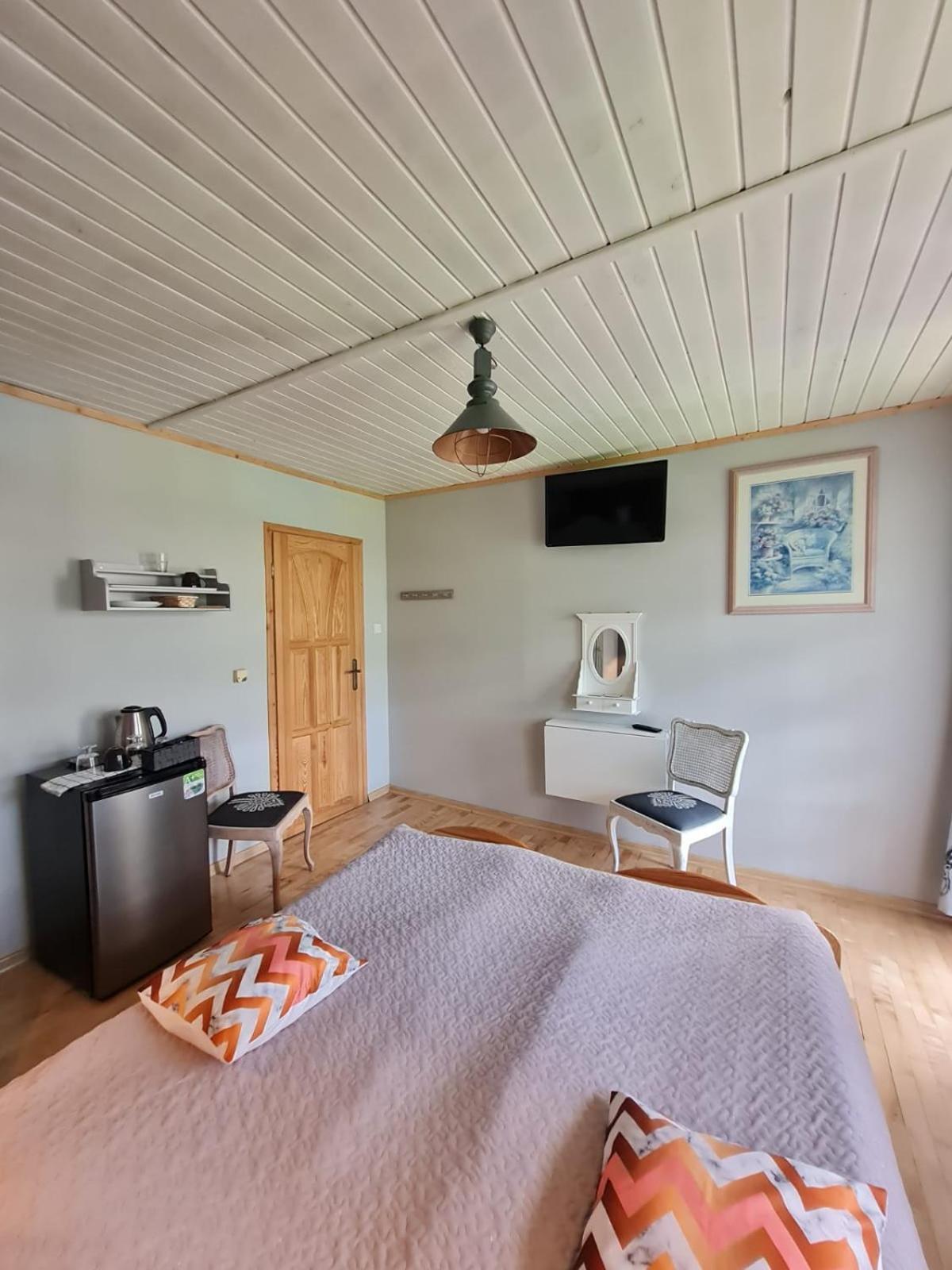 Koliba Nad Bialka Czarna Gora Bed & Breakfast Exterior photo