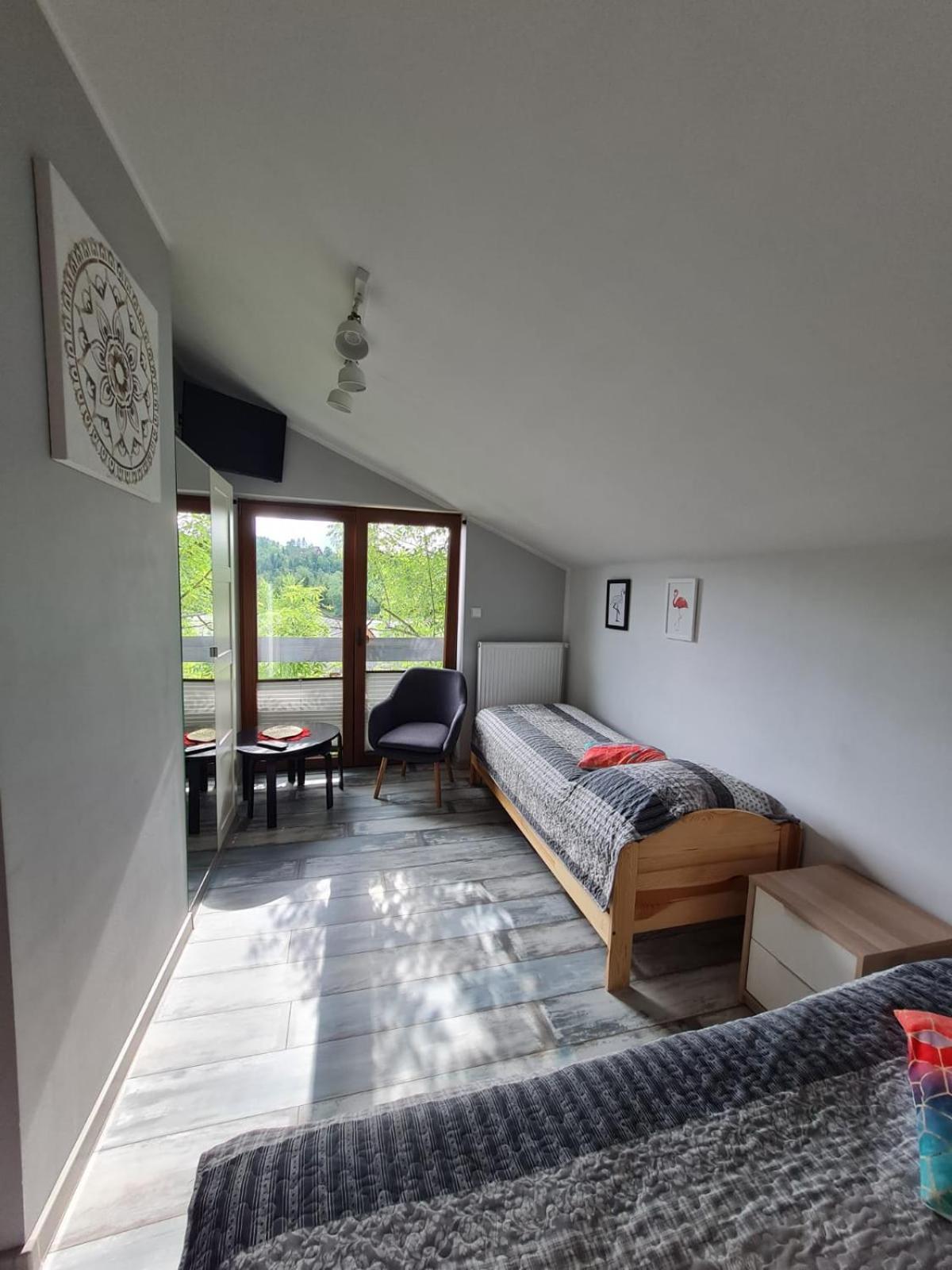 Koliba Nad Bialka Czarna Gora Bed & Breakfast Exterior photo