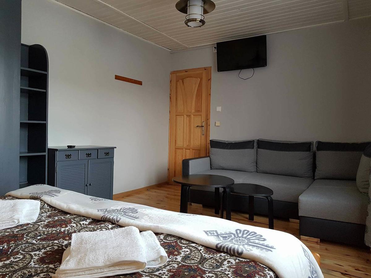 Koliba Nad Bialka Czarna Gora Bed & Breakfast Exterior photo