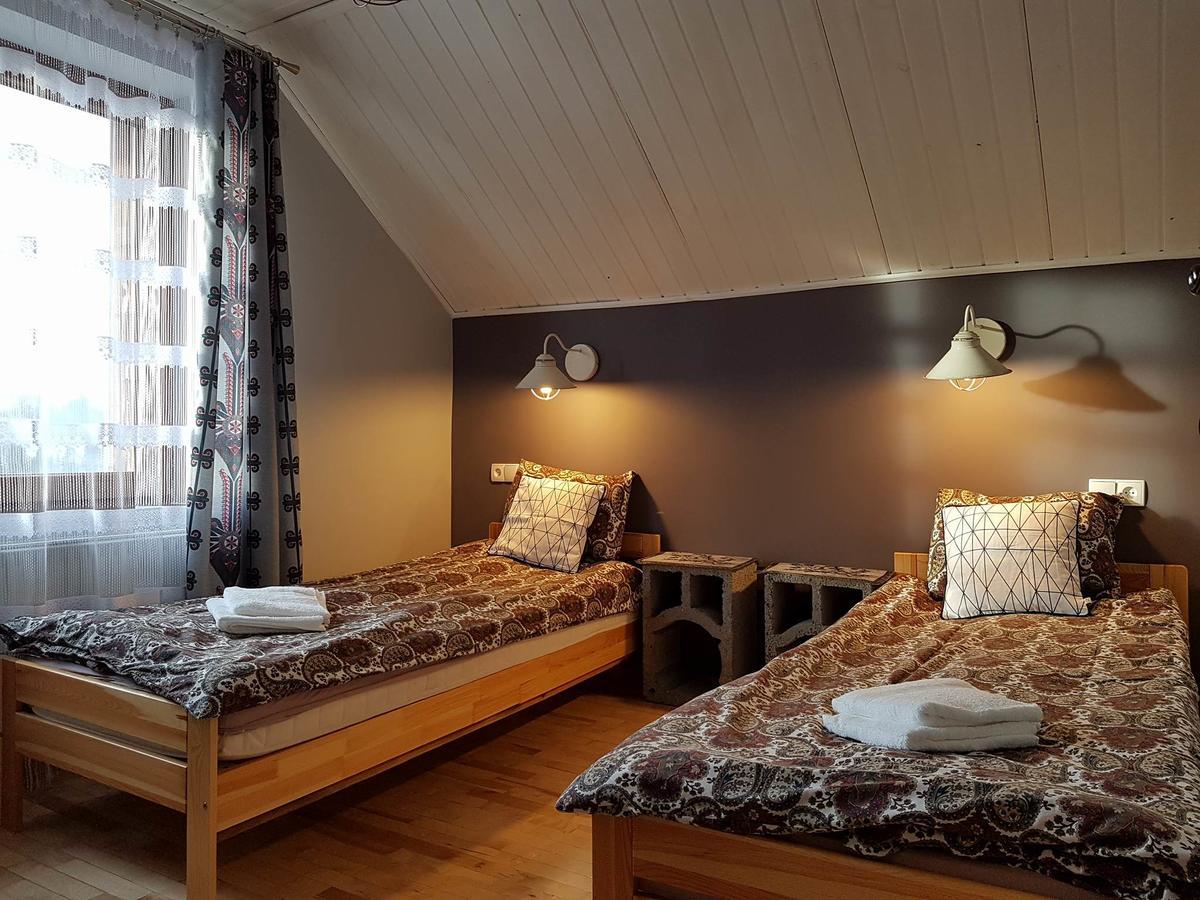 Koliba Nad Bialka Czarna Gora Bed & Breakfast Exterior photo