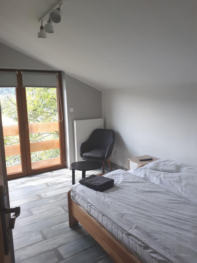 Koliba Nad Bialka Czarna Gora Bed & Breakfast Exterior photo